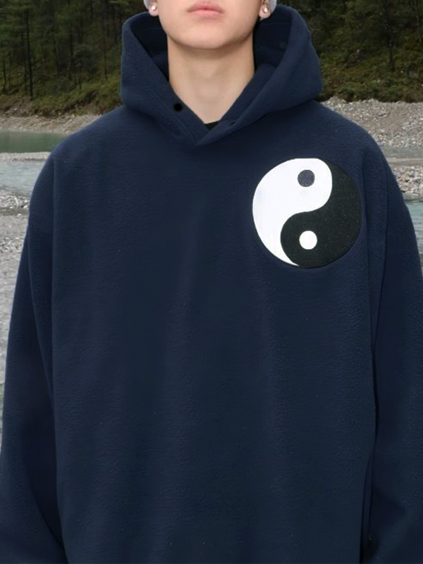 Übergroßer Kapuzenpullover mit Yin- und Yang-Stickereidruck für Herren-1
